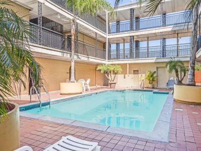Super 8 By Wyndham New Orleans Hotel Bagian luar foto